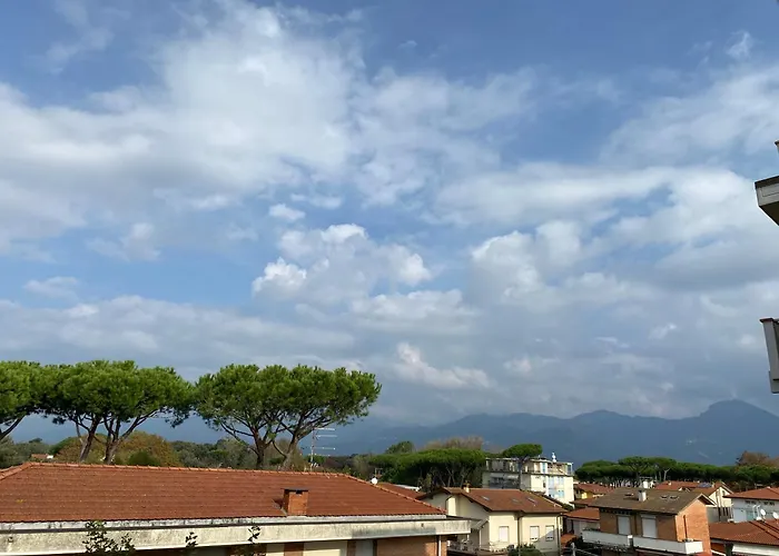 Catamaran * Lido di Camaiore