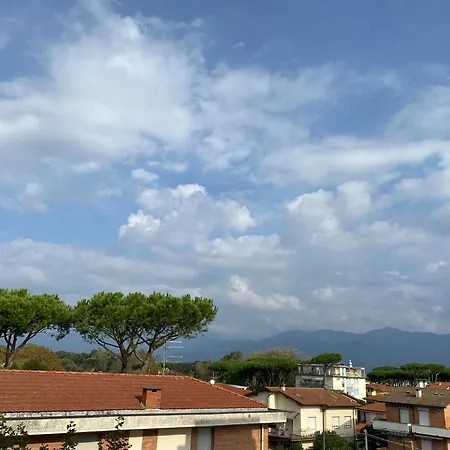 Catamaran * Lido di Camaiore